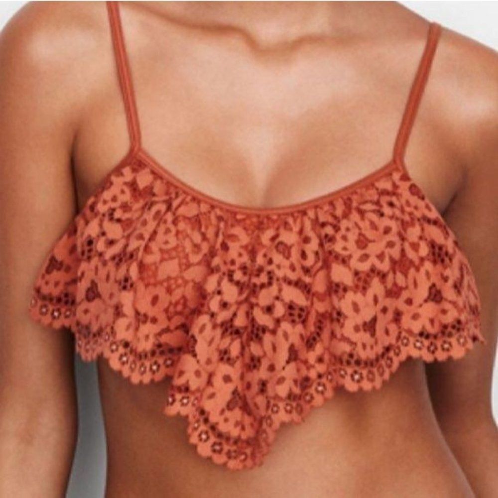 NWT Victoria's Secret Sm Flounce Bralette Body by